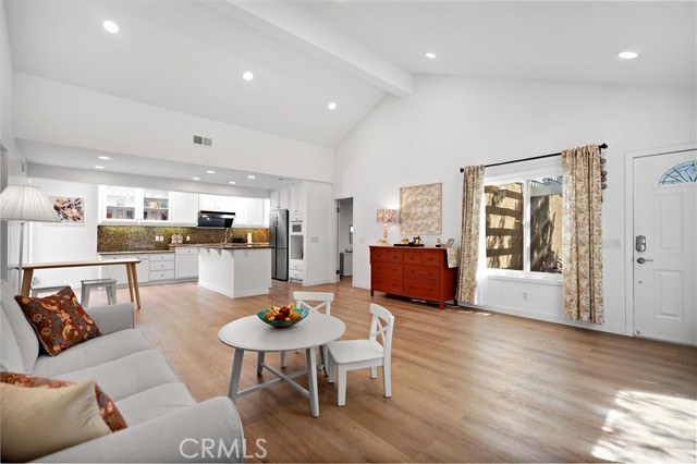 Property photo of 25948 Robin CR
