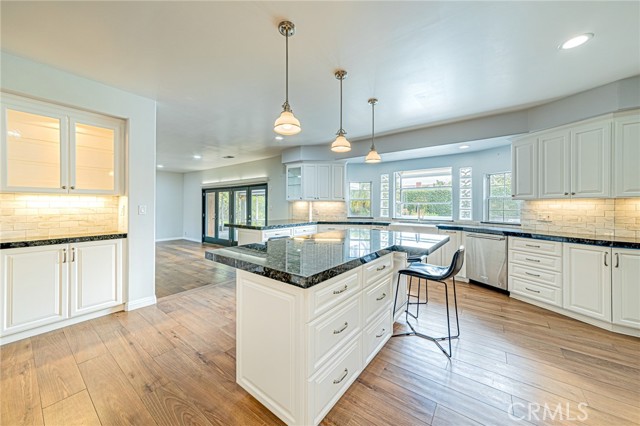 Property photo of 1610 Golden View DR