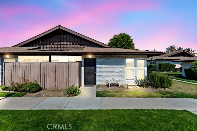 Property photo of 1800 E Heim AV