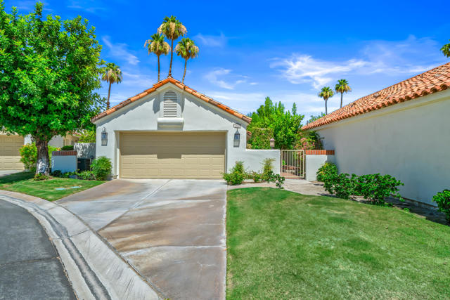 Property photo of 43850 Via Granada