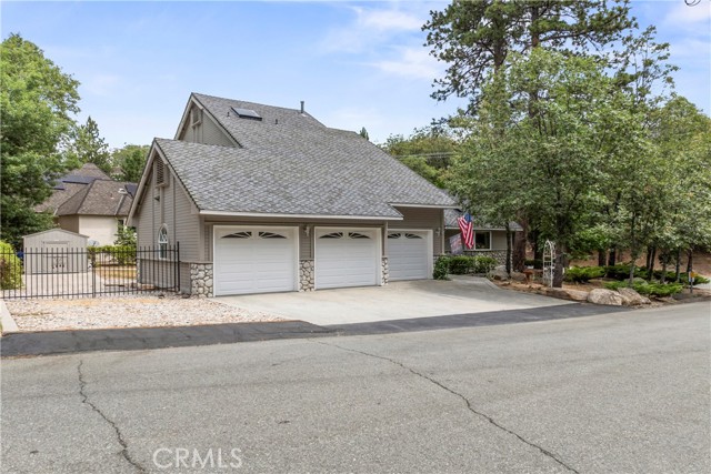Property photo of 28116 Lachen RD