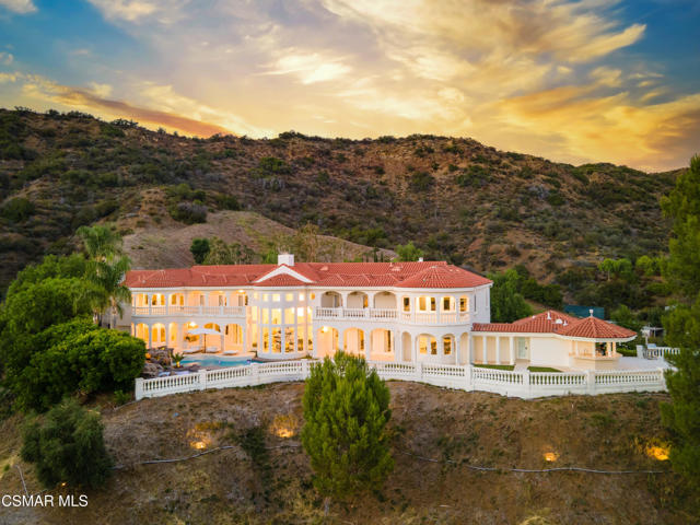 Photo of 25665 Mulholland Hy