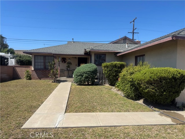 Property photo of 1435 E Rosewood AV