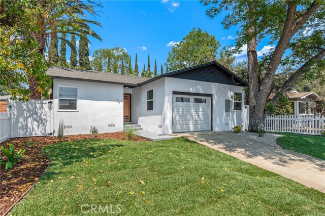 Property photo of 205 W Arrow