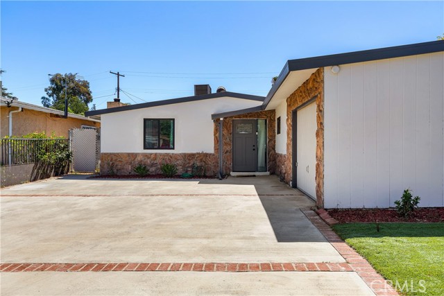 Property photo of 6535 Mary Ellen AV