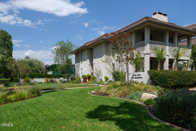 Property photo of 1068 S Orange Grove BL