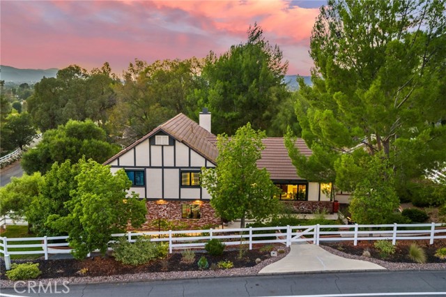Property photo of 29984 Via Norte