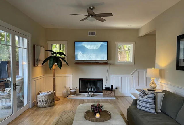 Property photo of 722 Palms BL