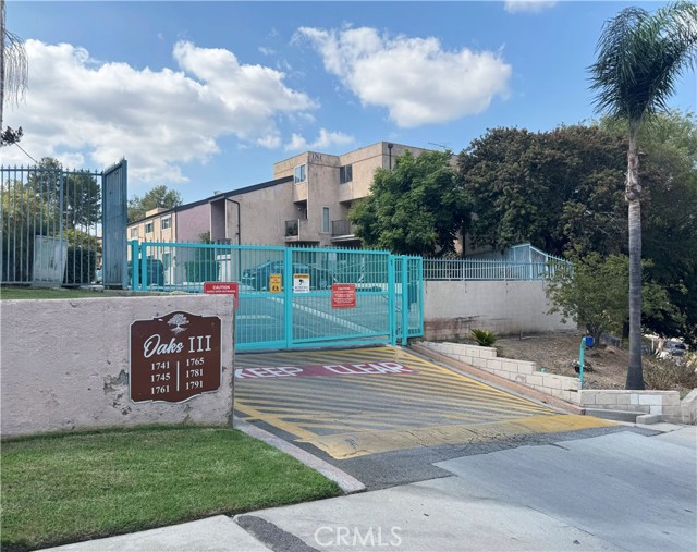 Property photo of 1765 Neil Armstrong ST