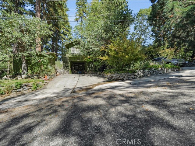 Property photo of 37590 Live Oak