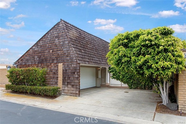 Property photo of 23782 Perth Bay