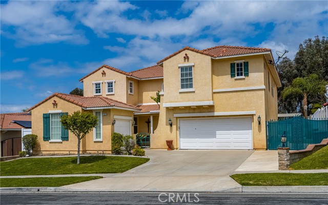 Property photo of 833 W Orange Heights