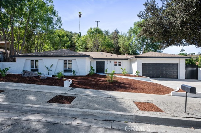 Property photo of 2719 S Stimson