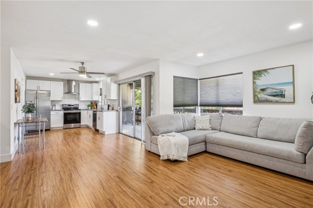 Property photo of 1124 S Citron St