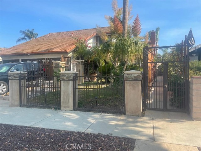 Property photo of 1426 E Tam O Shanter