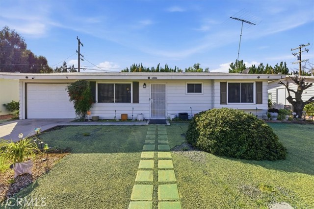 Property photo of 43463 Briercliff