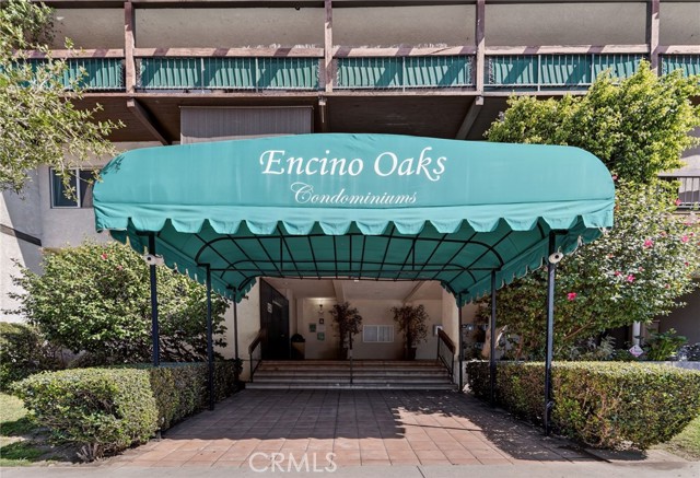 Property photo of 5460 White Oak AV