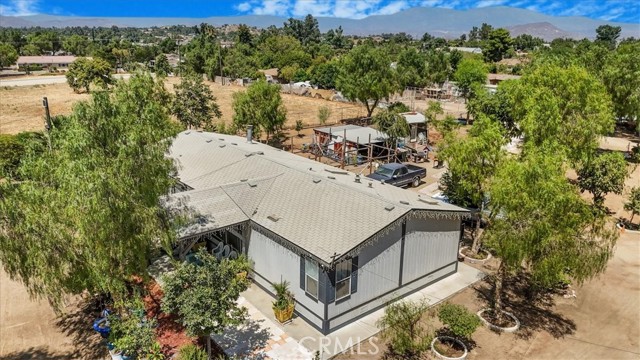 Property photo of 20220 Old Elsinore RD