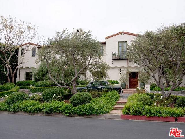 Property photo of 129 N Woodburn DR