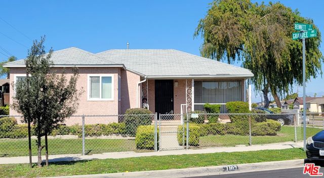 Property photo of 1103 W Bennett ST