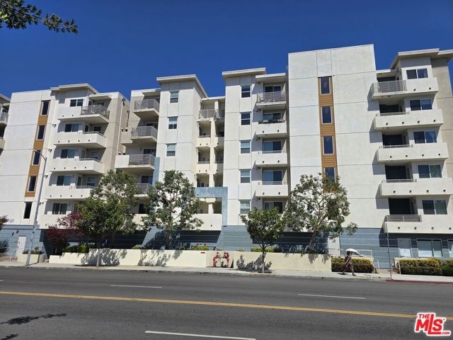 Property photo of 436 S Virgil AV