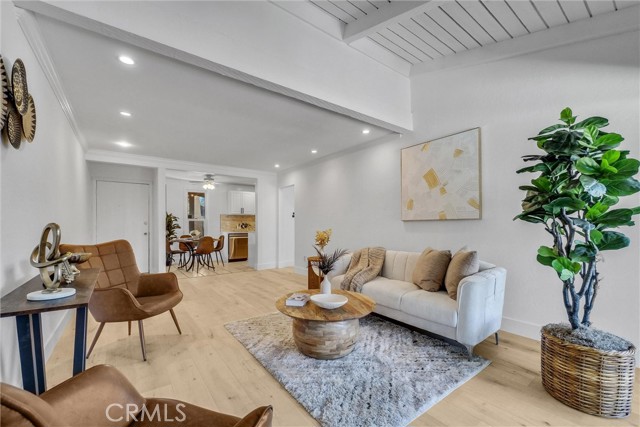 Property photo of 1010 W Macarthur BL
