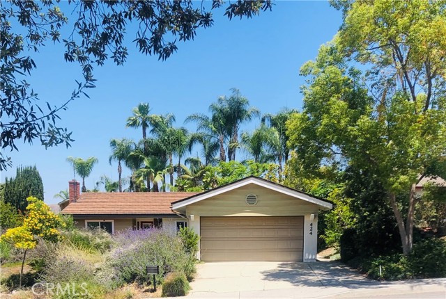 Photo of 424 Red Cloud Dr