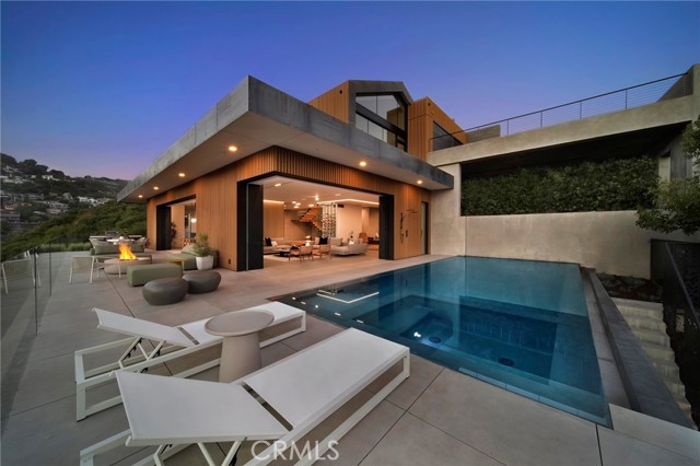 Property photo of 1000 Oriole DR