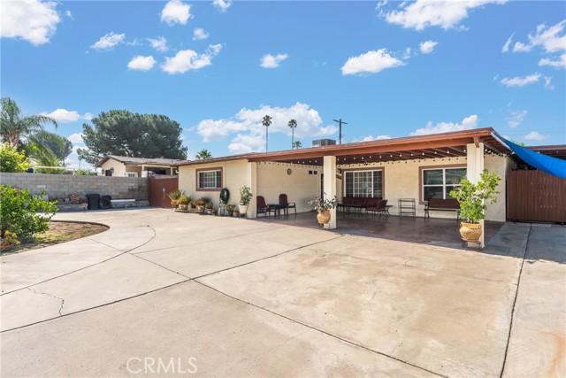 Property photo of 25479 Los Flores DR
