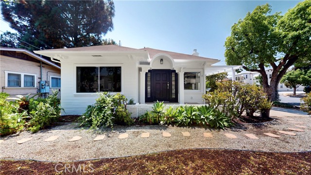 Property photo of 243 N Verdugo RD