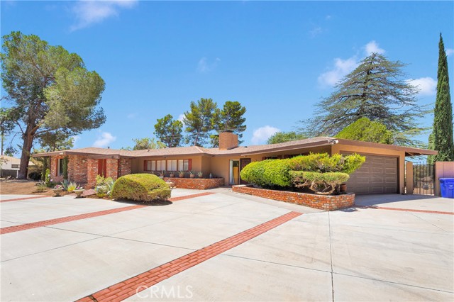 Property photo of 19955 Chickasaw RD