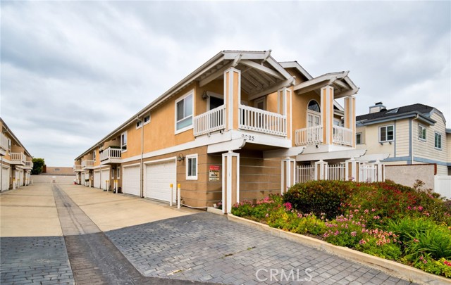 Property photo of 2025 Artesia BL