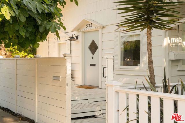 Property photo of 522 Altair PL