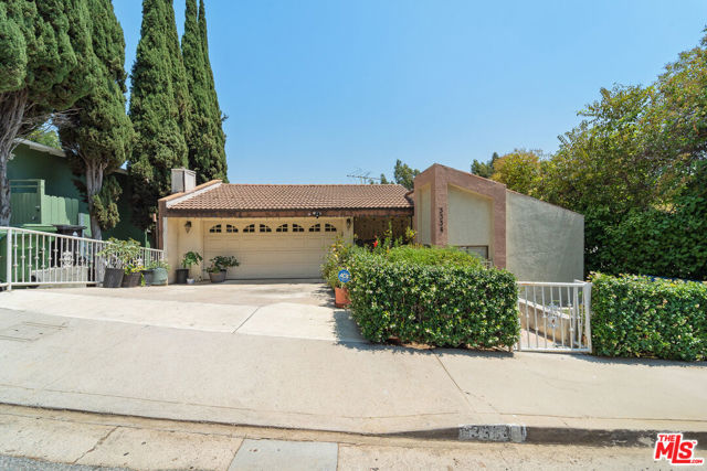 Property photo of 3334 Oak Glen DR