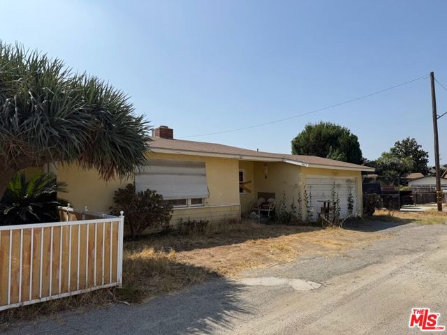 Property photo of 4455 N Lark Ellen LN