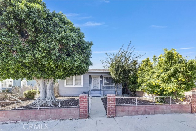 Property photo of 1143 S Grande Vista