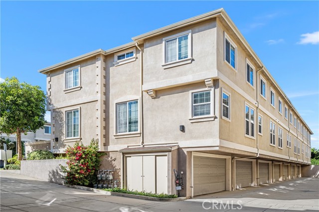 Property photo of 1431 Lomita BL