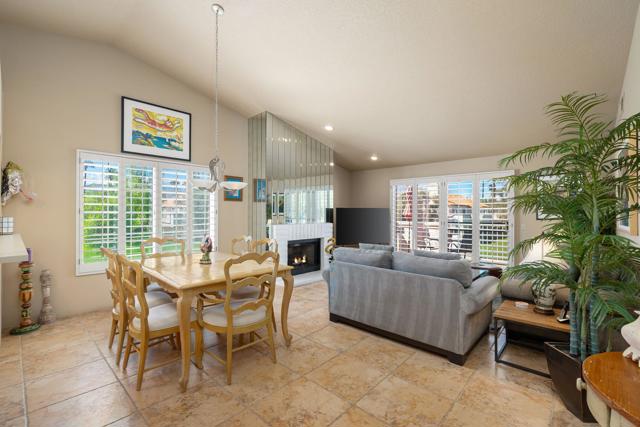 Property photo of 688 Vista Lago CR