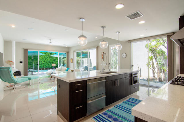 Property photo of 743 E Twin Palms DR