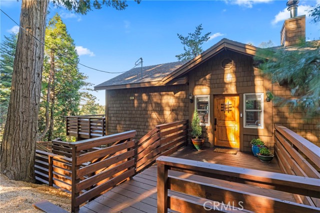 Property photo of 813 Greenbriar DR