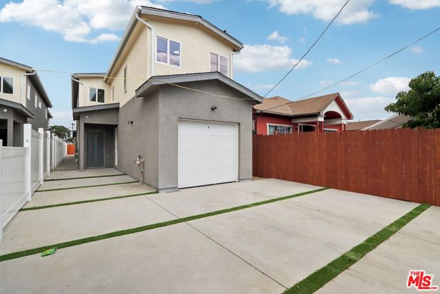 Photo of 1675 E 111th St