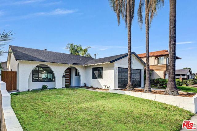 Property photo of 8754 Parkcliff ST