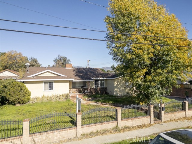 Property photo of 14305 Osborne ST