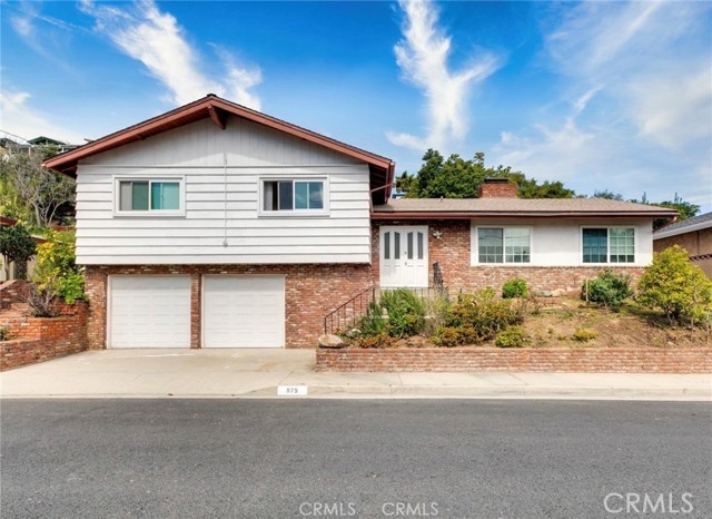 Property photo of 975 Metro