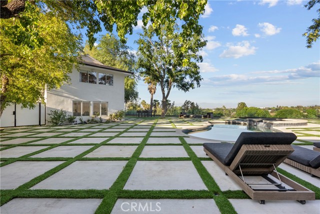 Property photo of 19538 Redwing