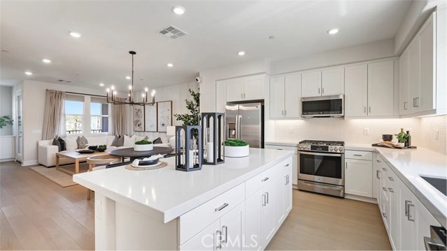 Property photo of 1730 E Park ST