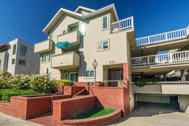 Property photo of 961 E California BL