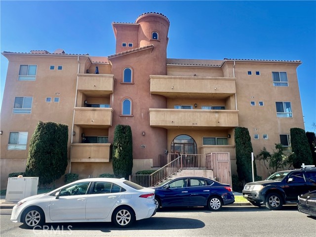 Property photo of 1515 Grismer AV