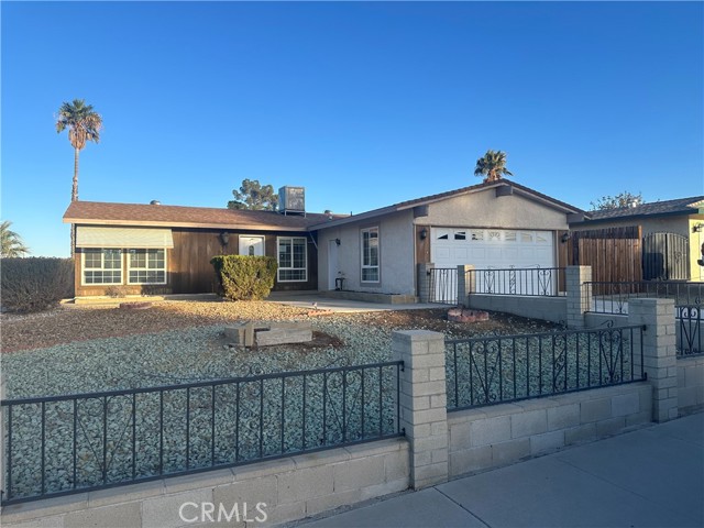 Property photo of 401 Fenmore DR