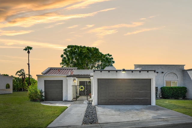 Property photo of 78987 Bayside CT